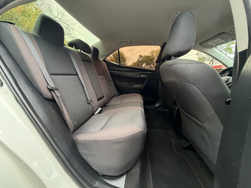 2017 TOYOTA COROLLA LE - TOY724933B