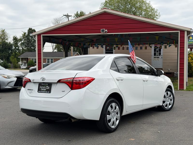 2017 TOYOTA COROLLA LE - TOY724933B
