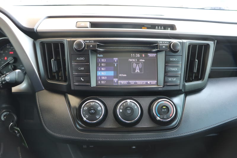 2018 TOYOTA RAV4 LE - TOY749354