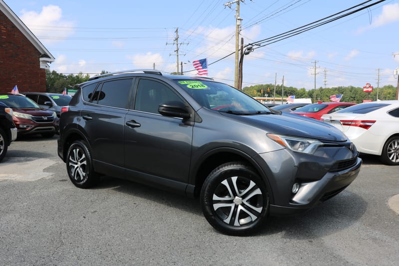 2018 TOYOTA RAV4 LE - TOY749354