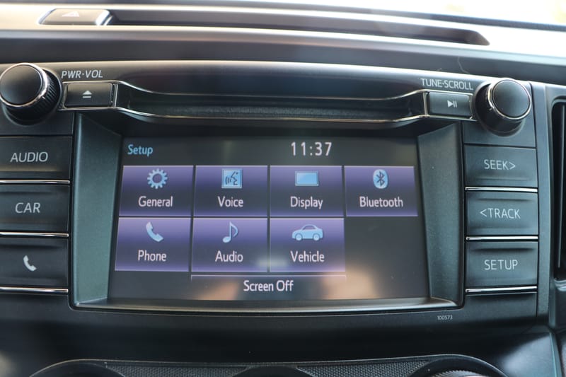 2018 TOYOTA RAV4 LE - TOY749354