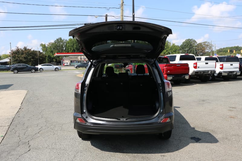 2018 TOYOTA RAV4 LE - TOY749354