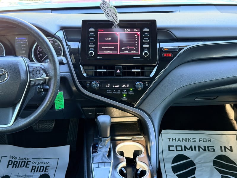 2023 TOYOTA CAMRY LE - TOY752088
