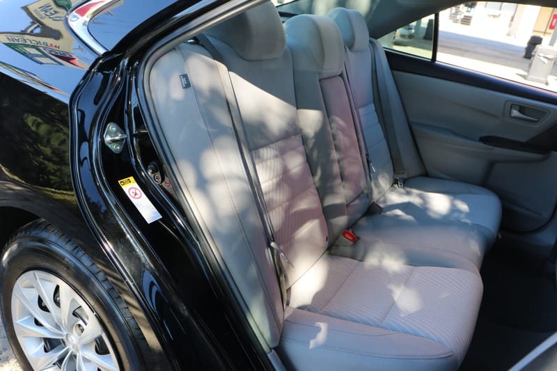 2017 TOYOTA CAMRY LE - TOY753147B