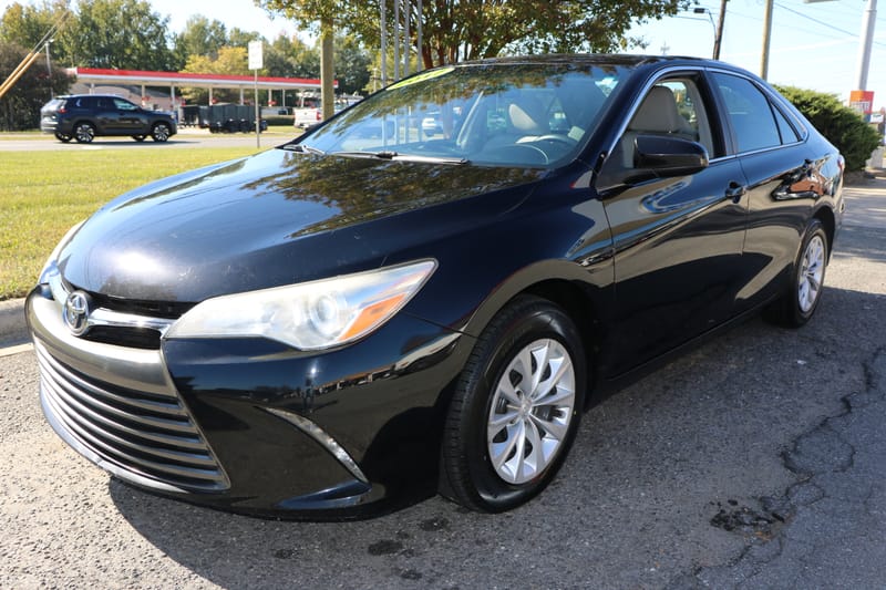 2017 TOYOTA CAMRY LE - TOY753147B