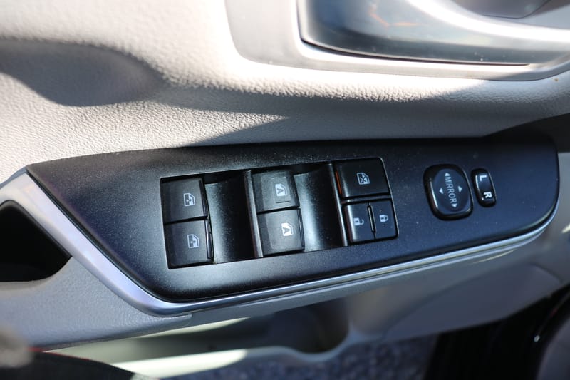 2017 TOYOTA CAMRY LE - TOY753147B