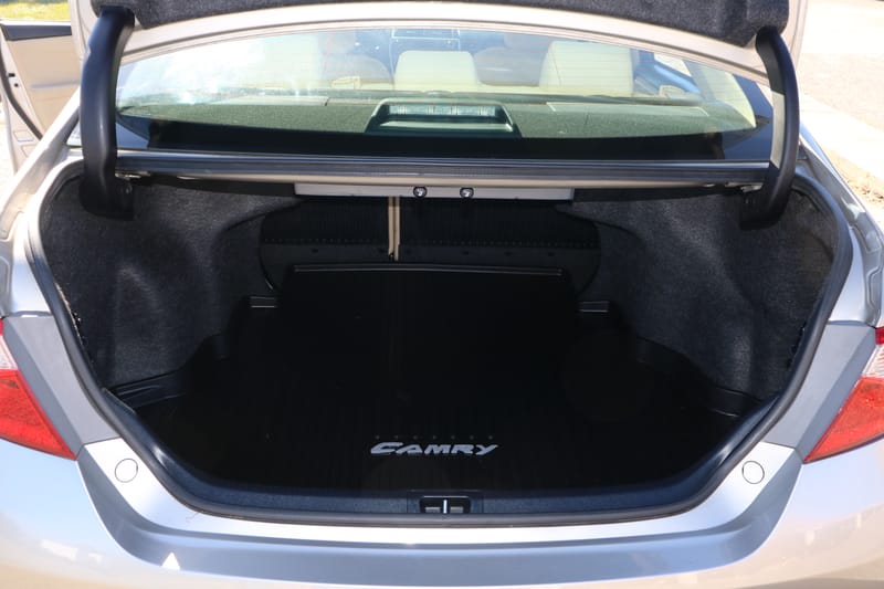 2017 TOYOTA CAMRY LE - TOY759985B