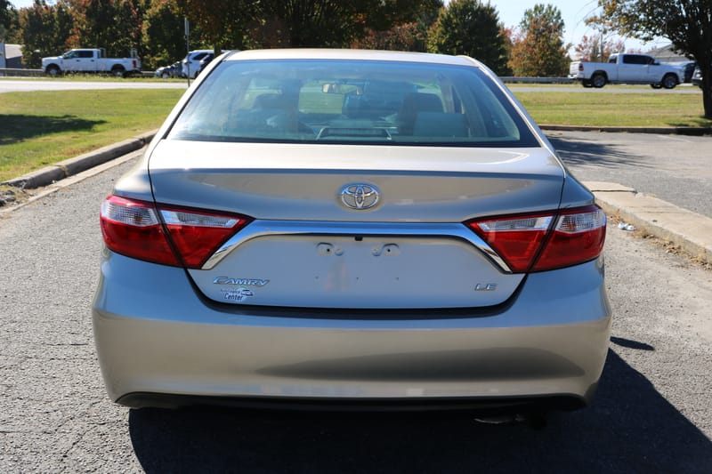 2017 TOYOTA CAMRY LE - TOY759985B