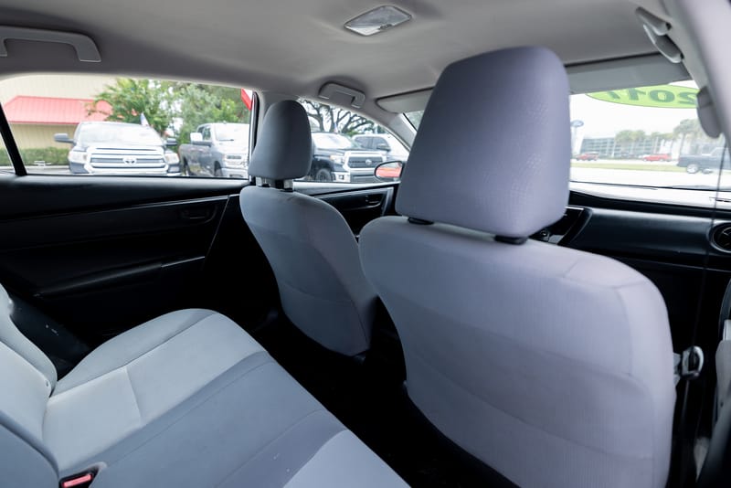 2017 TOYOTA COROLLA L - TOY761538B