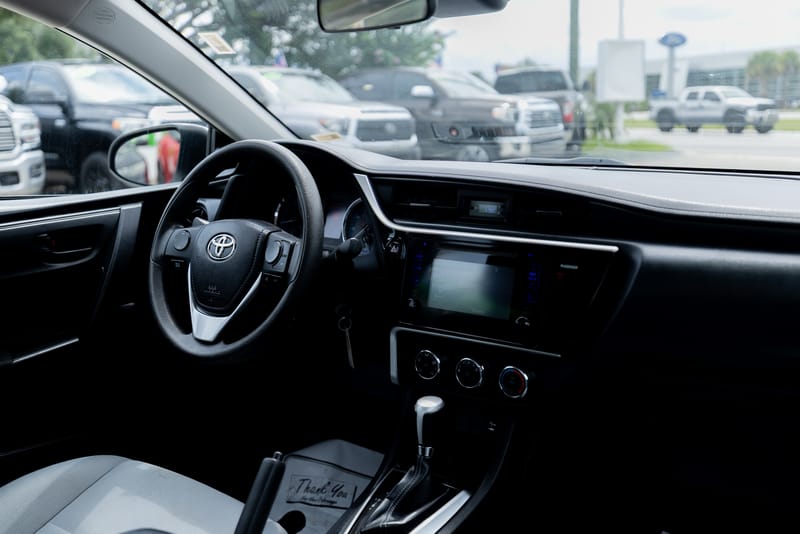 2017 TOYOTA COROLLA L - TOY761538B