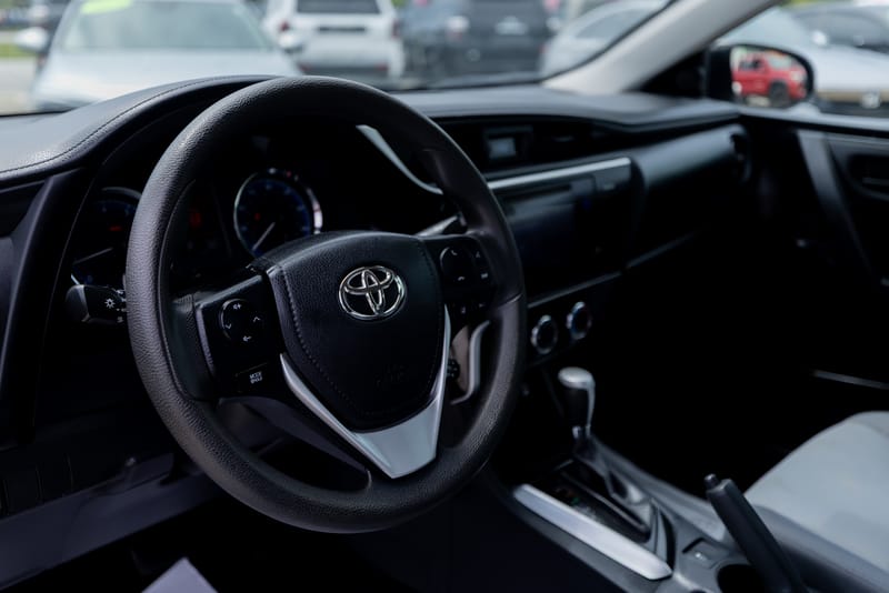 2017 TOYOTA COROLLA L - TOY761538B