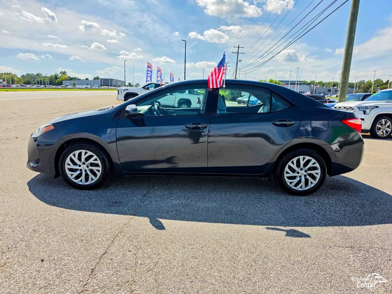 2017 TOYOTA COROLLA LE - TOY770620