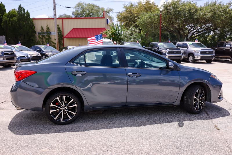 2018 TOYOTA COROLLA SE - TOY795066B
