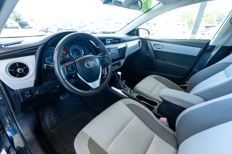 2017 TOYOTA COROLLA LE - TOY828378C
