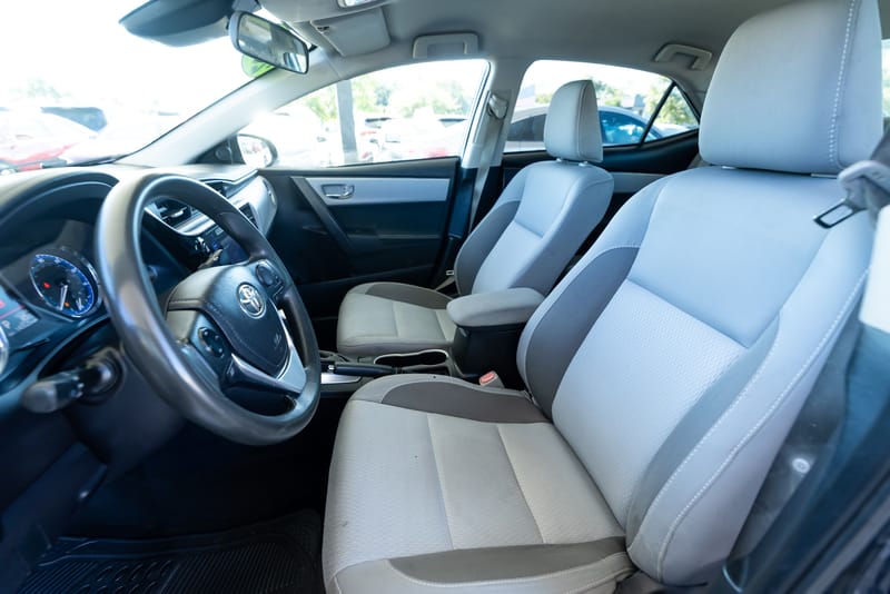 2017 TOYOTA COROLLA LE - TOY828378C