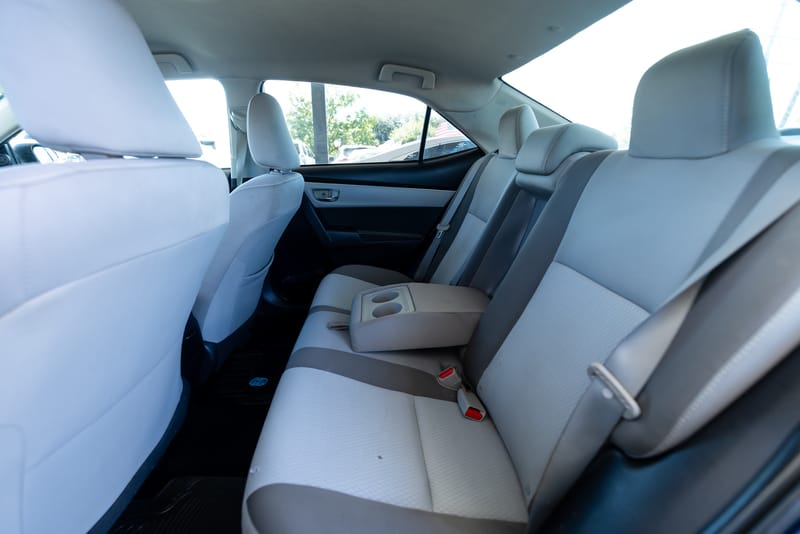 2017 TOYOTA COROLLA LE - TOY828378C