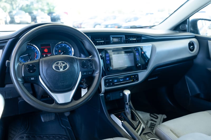2017 TOYOTA COROLLA LE - TOY828378C