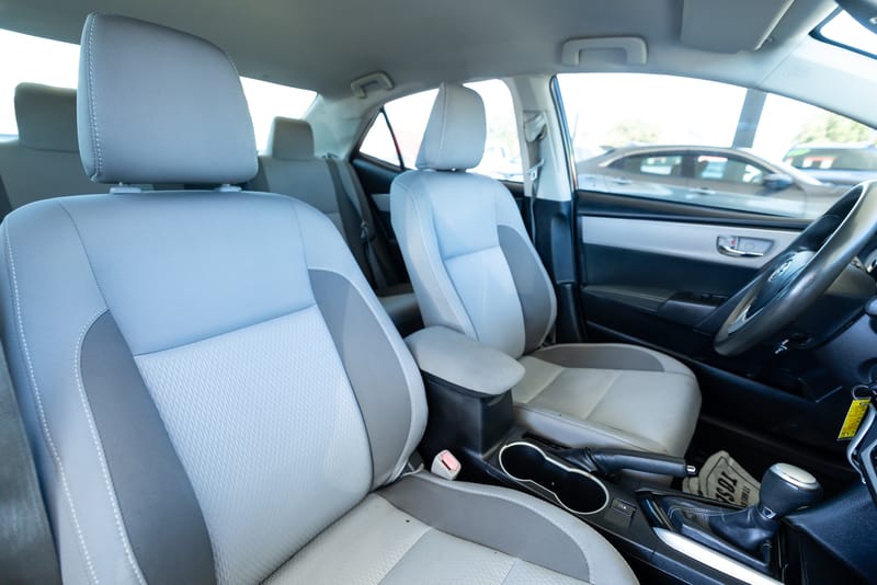 2017 TOYOTA COROLLA LE - TOY828378C