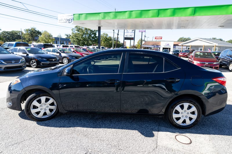 2017 TOYOTA COROLLA LE - TOY828378C