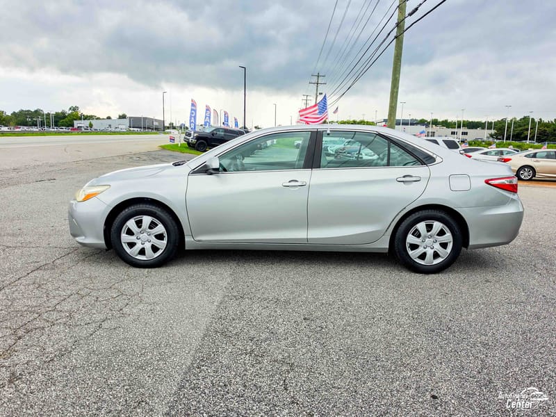 2015 TOYOTA CAMRY LE - TOY895878