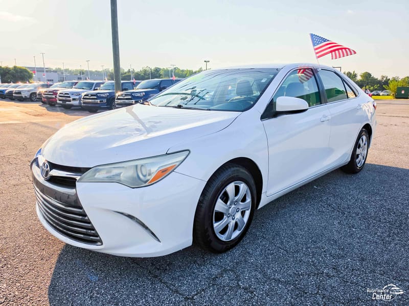 2015 TOYOTA CAMRY LE - TOY928882