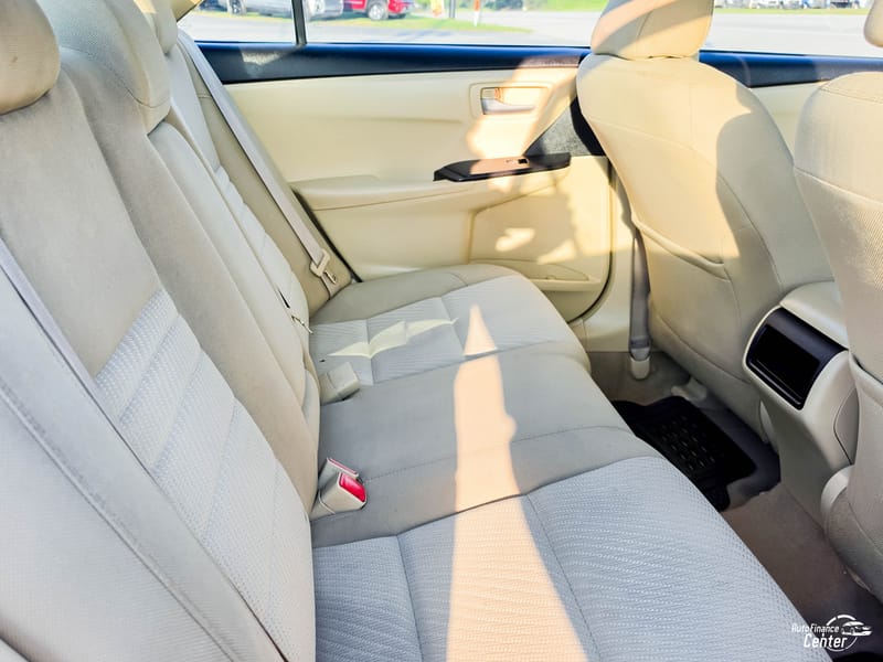 2015 TOYOTA CAMRY LE - TOY928882