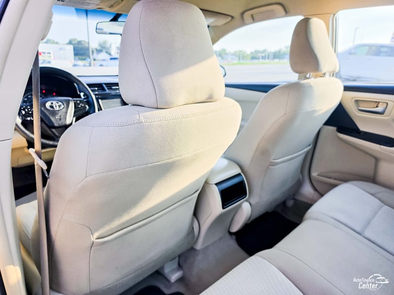 2015 TOYOTA CAMRY LE - TOY928882