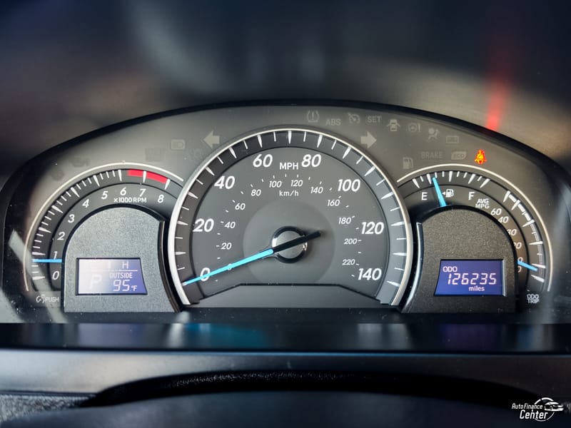 2015 TOYOTA CAMRY LE - TOY928882