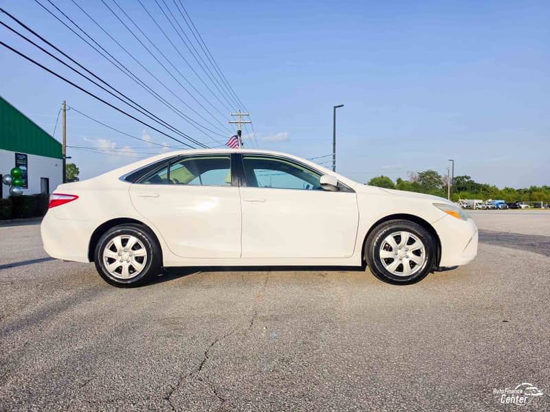 2015 TOYOTA CAMRY LE - TOY928882