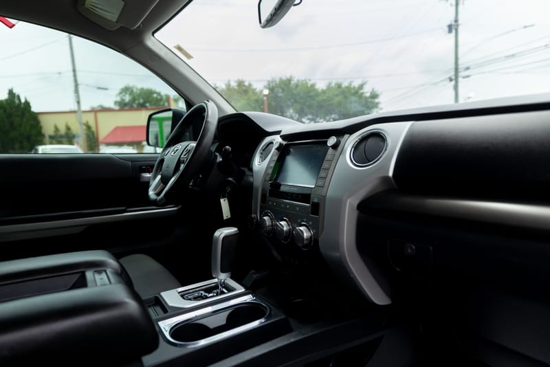 2020 TOYOTA TUNDRA SR5 - TOY940725B