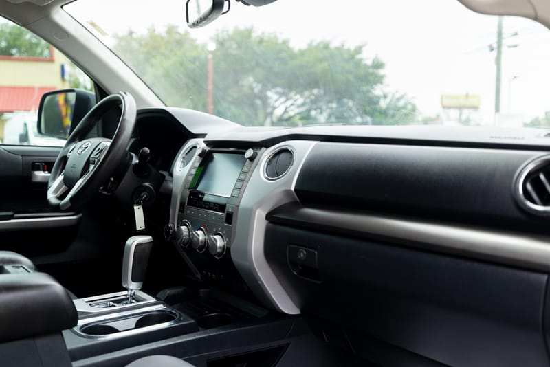 2020 TOYOTA TUNDRA SR5 - TOY940725B