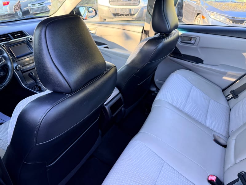 2015 TOYOTA CAMRY SE - TOY947972C