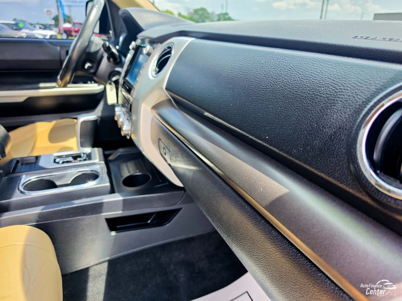 2020 TOYOTA TUNDRA SR5 - TOY948745T