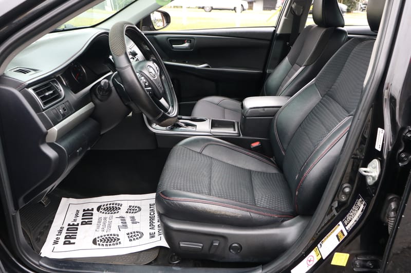 2015 TOYOTA CAMRY SE - TOY962829D