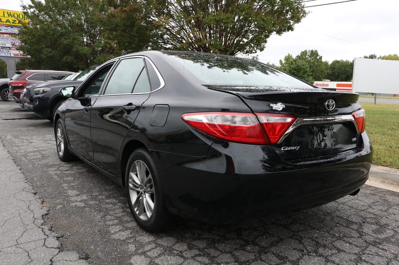 2015 TOYOTA CAMRY SE - TOY962829D