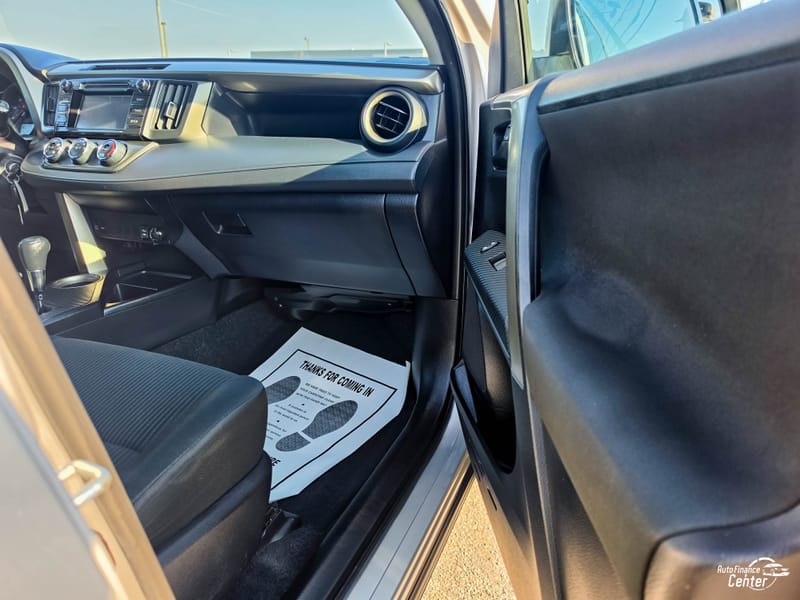 2015 TOYOTA RAV4 LE - TOYW233737